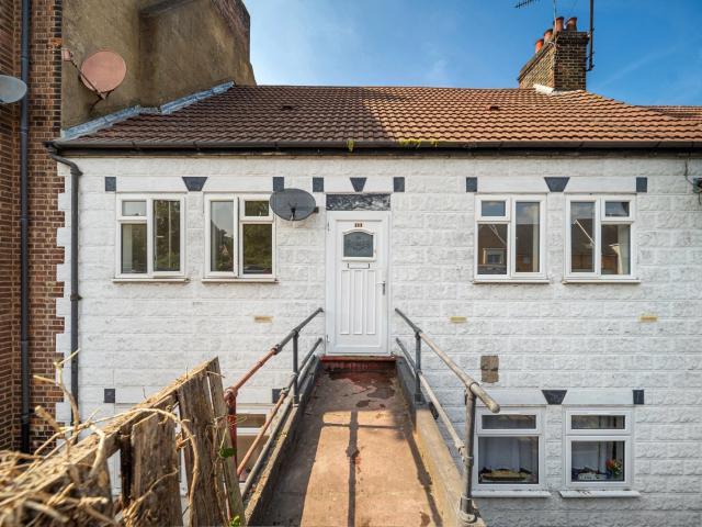 Apartment at Bexley High Street, Greater London