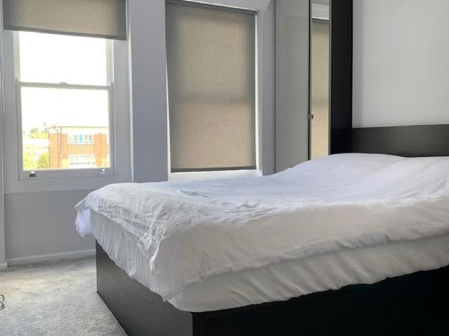 Apartment at Beaumont Crescent, Greater London