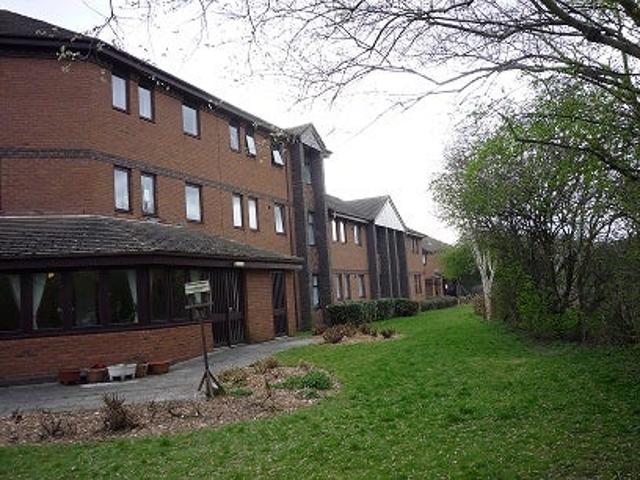 Apartment at Beddoe Close, Sandwell