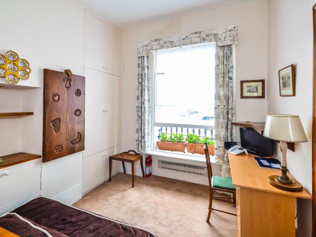 Apartment at Belgrave Road, City of Westminster