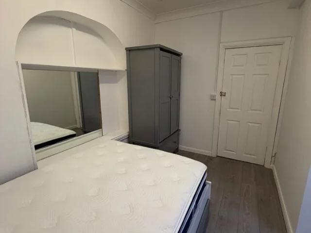 Apartment at Bellegrove Road, Greater London