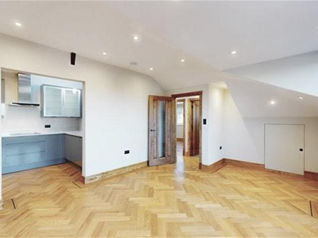 Apartment at Belsize Park, Greater London