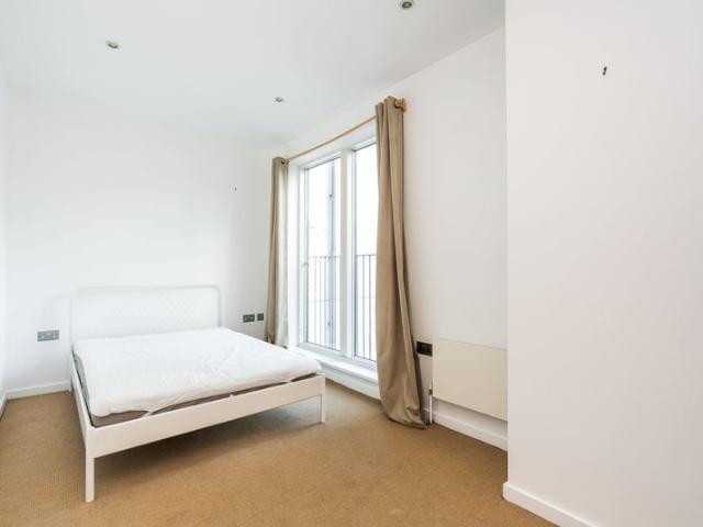 Apartment at Benhill Road, Greater London