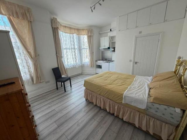 Apartment at Berens Road, Greater London