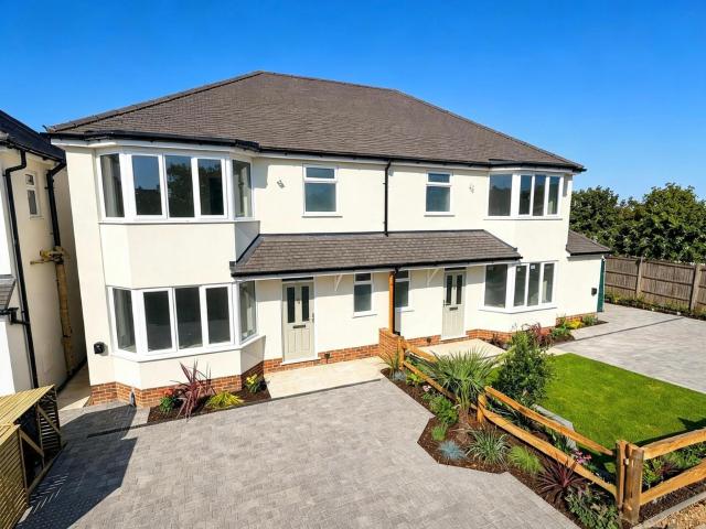 apartment at Berkeley Drive, West Molesey