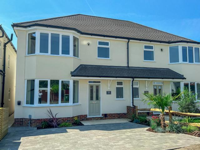 apartment at Berkeley Drive, West Molesey