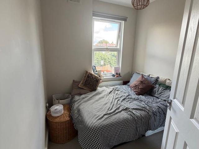 Apartment at Bickersteth Road, Greater London