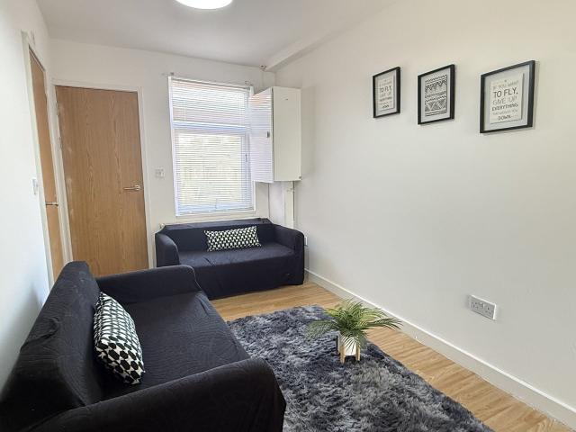 Apartment at Biddulph Avenue, Leicester