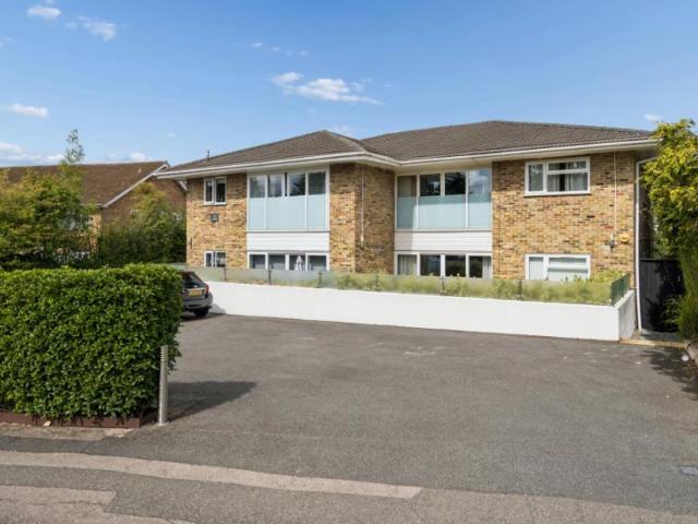 Apartment at Bishops Avenue, Three Rivers