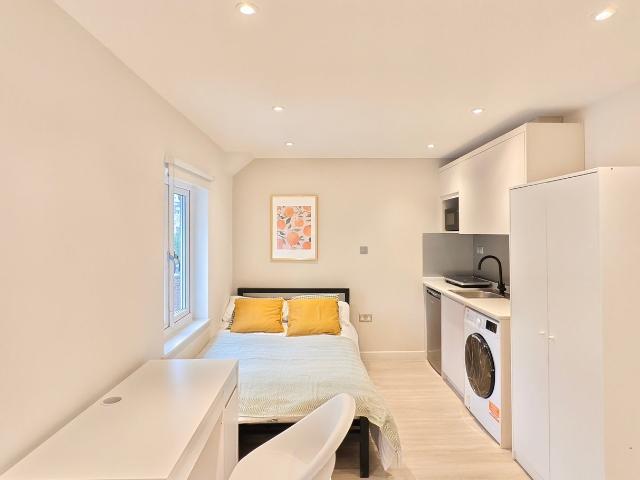 Apartment at Bisson Road, Greater London