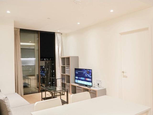 Apartment at Blackwall Way, Greater London