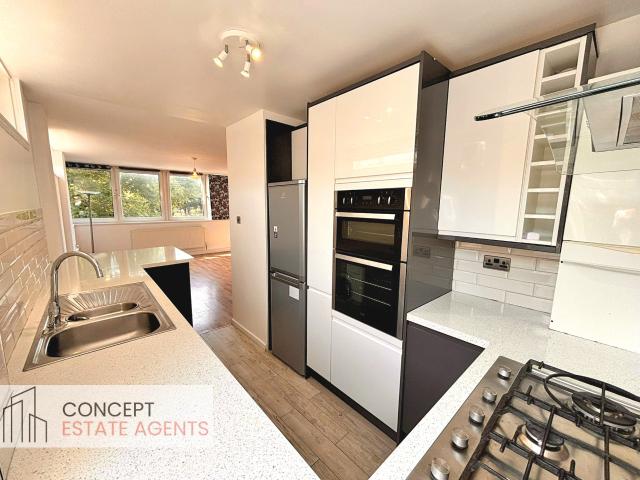 Apartment at Blackshaw Road, Greater London