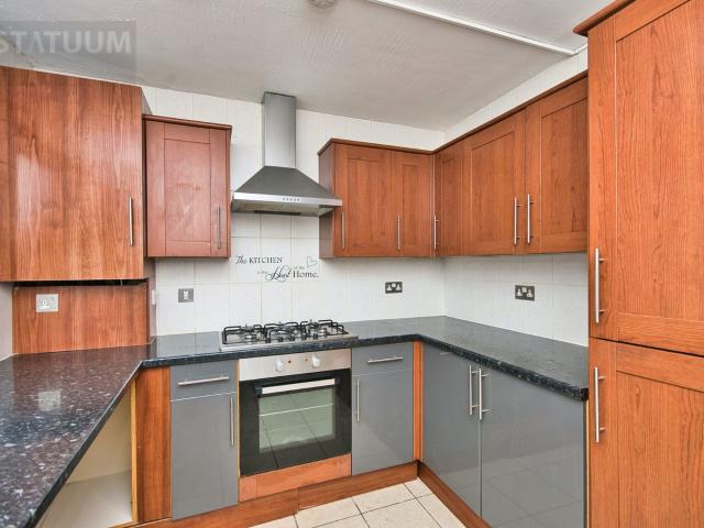 Apartment at Blake Avenue, Greater London