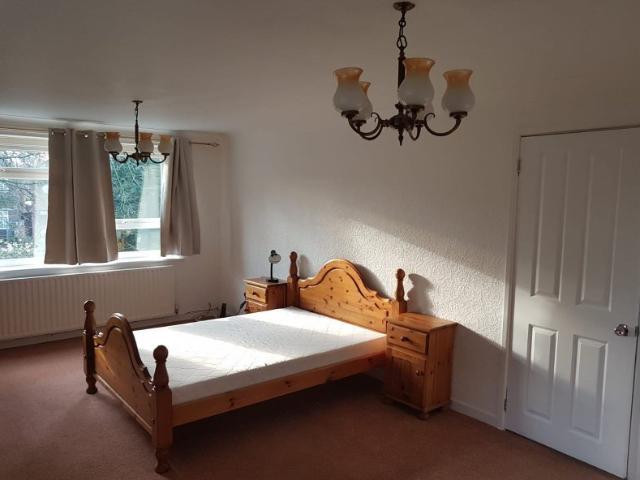 Apartment at Bloomsbury Lane, Trafford