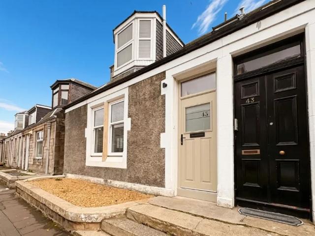 Apartment at Brucefield Avenue, Dunfermline