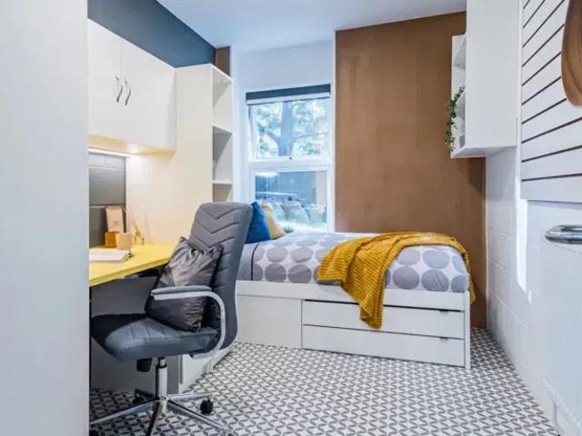 Apartment at Brabant Road, Greater London