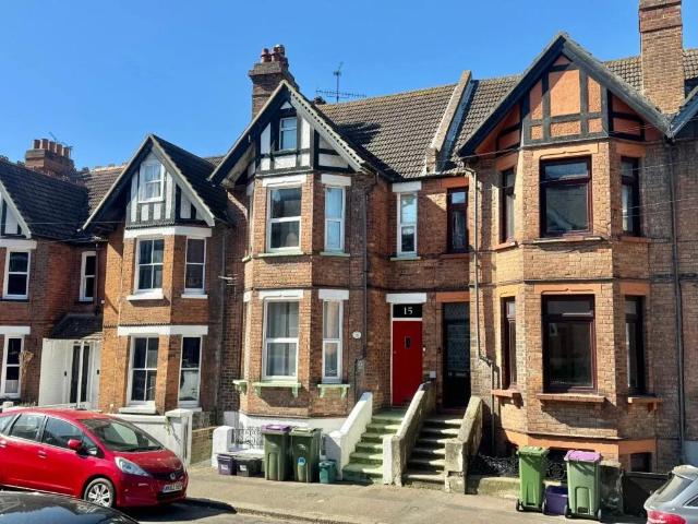 Apartment at Bradstone Avenue, Folkestone and Hythe District