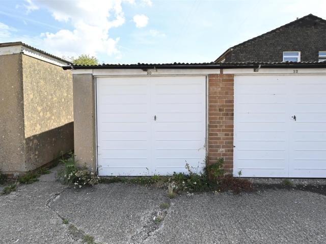 Apartment at Braemar Way, Arun