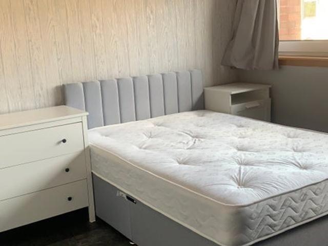 Apartment at Braid Square, Glasgow