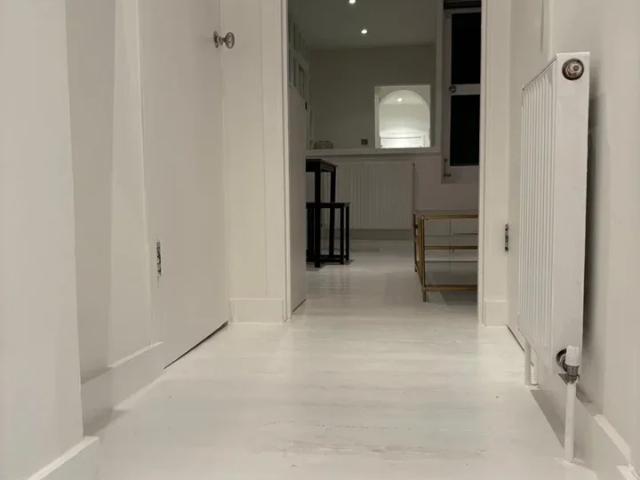 Apartment at Bramham Gardens, Greater London