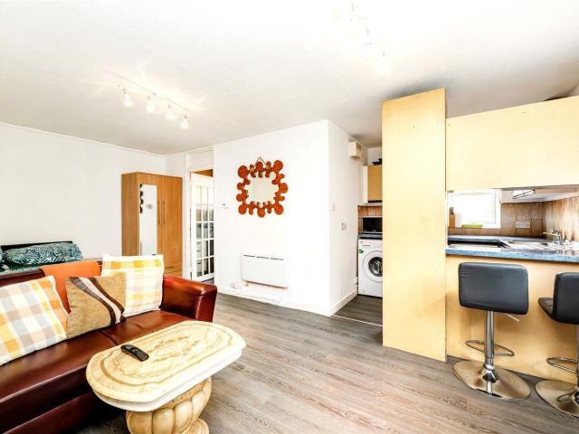 Apartment at Bramley Road, Greater London