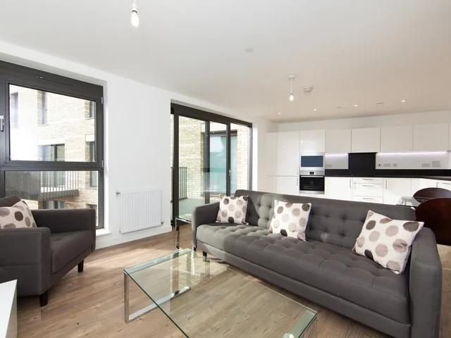 Apartment at Bramwell Way, Greater London