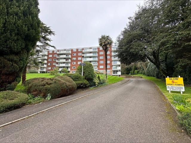 Apartment at Branksome Wood Road, Bournemouth