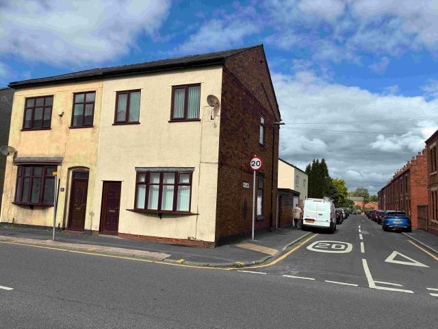 Apartment at Brideoake Street, Leigh