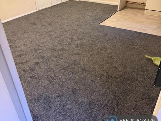 Apartment at Bridge Road, South Holland