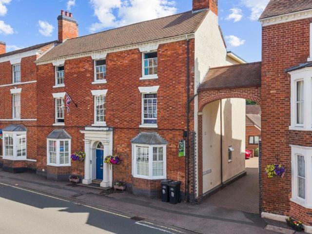 Apartment at Bridge Street, Wychavon