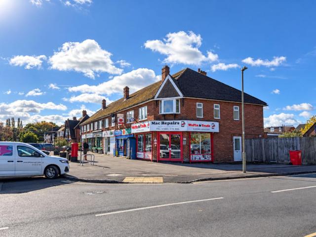 Apartment at Broadway, Cherwell District