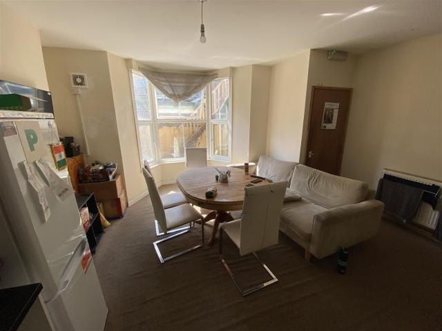 Apartment at Broadway, Pontypridd