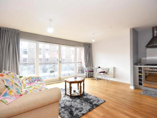 Apartment at Broomfield Road, Chelmsford