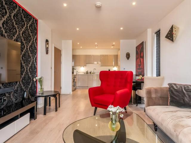 Apartment at Brook Avenue, Greater London