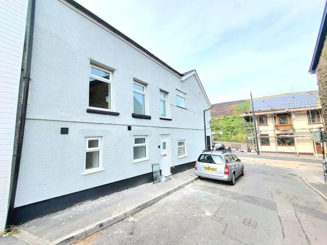 Apartment at Brook Street, Ferndale