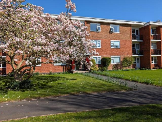 apartment at Brookhurst Court, Beverley Road, Leamington Spa