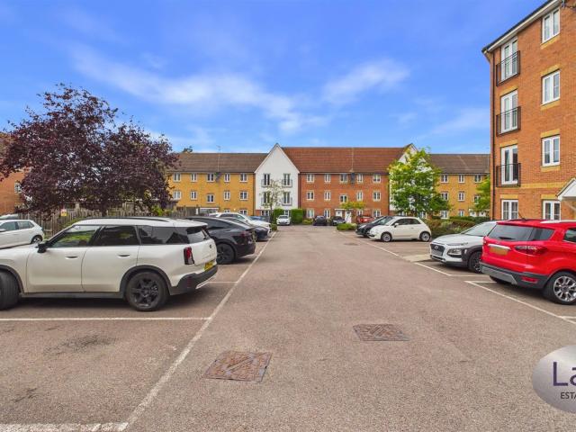 Apartment at Bromley Close, Harlow
