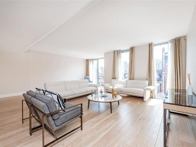 Apartment at Brompton Road, City of Westminster