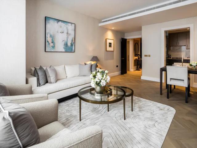 Apartment at Brompton Road, City of Westminster