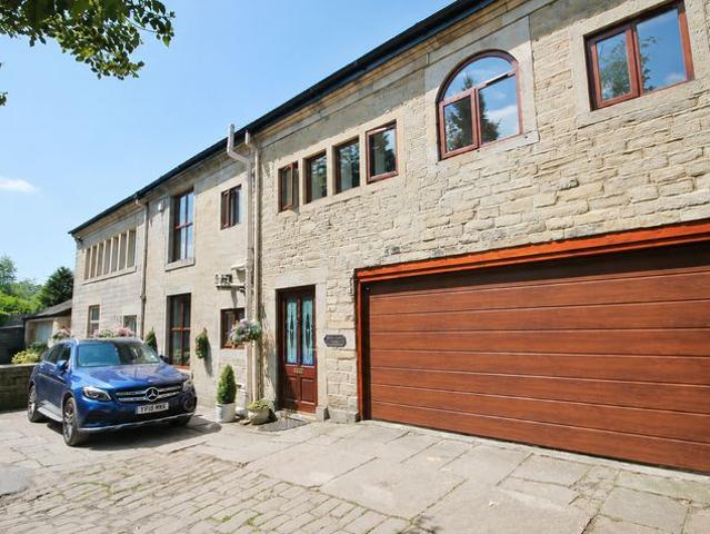 Apartment at Brown Lodge Street, Rochdale