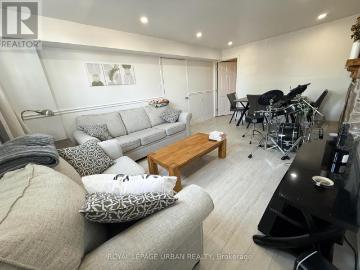 apartment at BSMNT 560 BRISTOL ROAD, Newmarket, Ontario, L3Y6T1