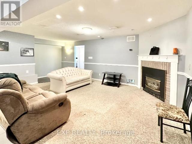 apartment at BSMT 52 WAYWELL STREET N, Whitby, Ontario, L1N8N9