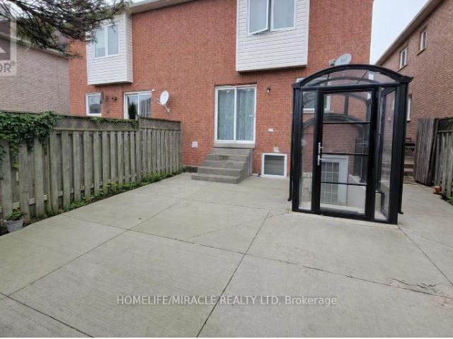apartment at BSMT 6959 TASSEL CRESCENT, Mississauga, Ontario, L5W1G9