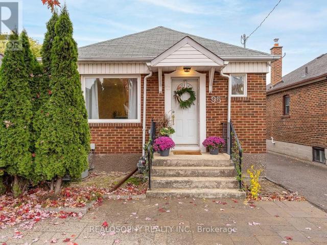 apartment at BSMT 95 ROYAL YORK ROAD, Toronto, Ontario, M8V2T9