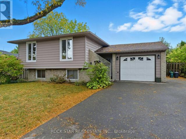 apartment at BSMT 111 BRITTEN CLOSE, Hamilton, Ontario, L9C4K1