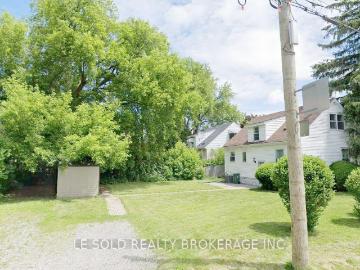 Hamilton, Ontario, Ontario - Garden, Parking