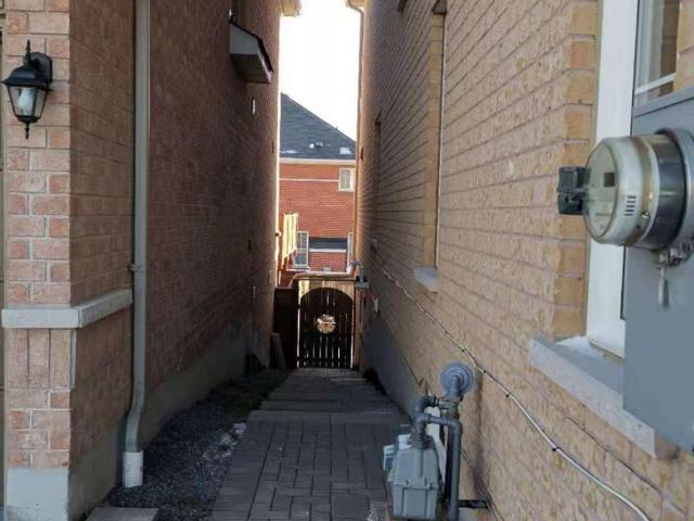 apartment at BSMT 11 LUCE DRIVE, Ajax, Ontario, L1Z0K2