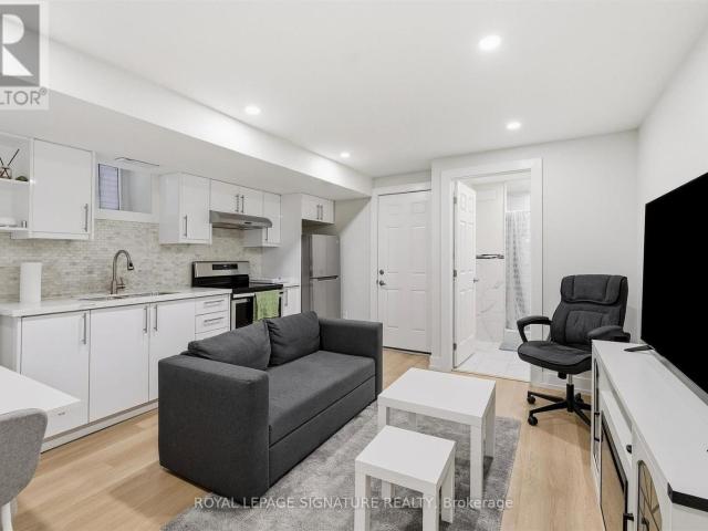 apartment at BSMT 1945 DAVENPORT ROAD, Toronto, Ontario, M6N1C3