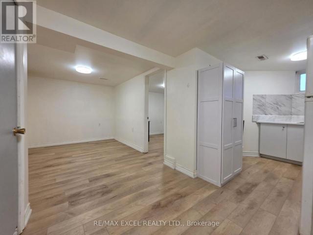 apartment at BSMT – 22 NORTHPARK ROAD