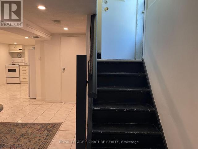 apartment at BSMT 24 WEYMOUTH AVENUE, Toronto, Ontario, M4C1R7